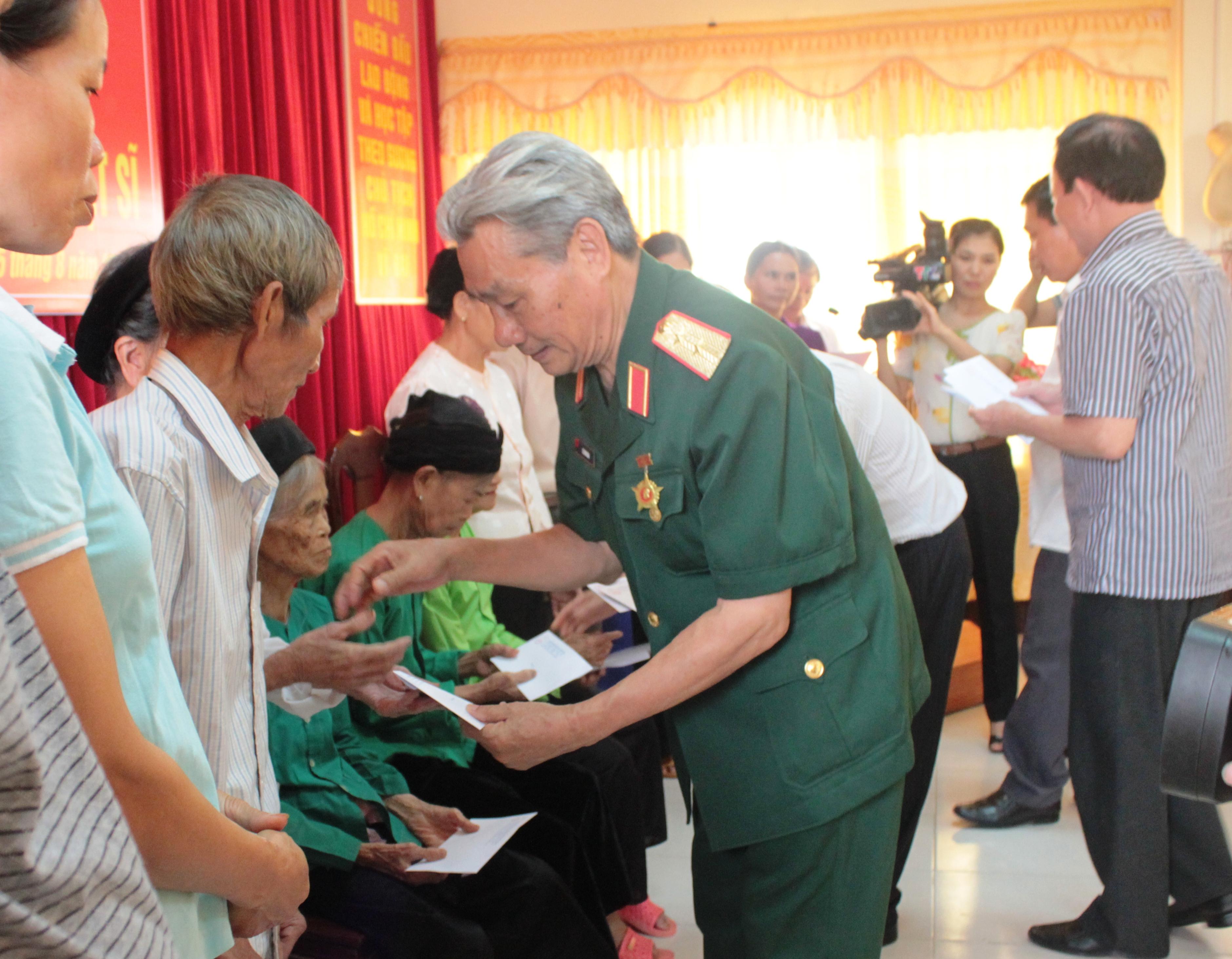 Góp phần dịu bớt nỗi đau chiến tranh